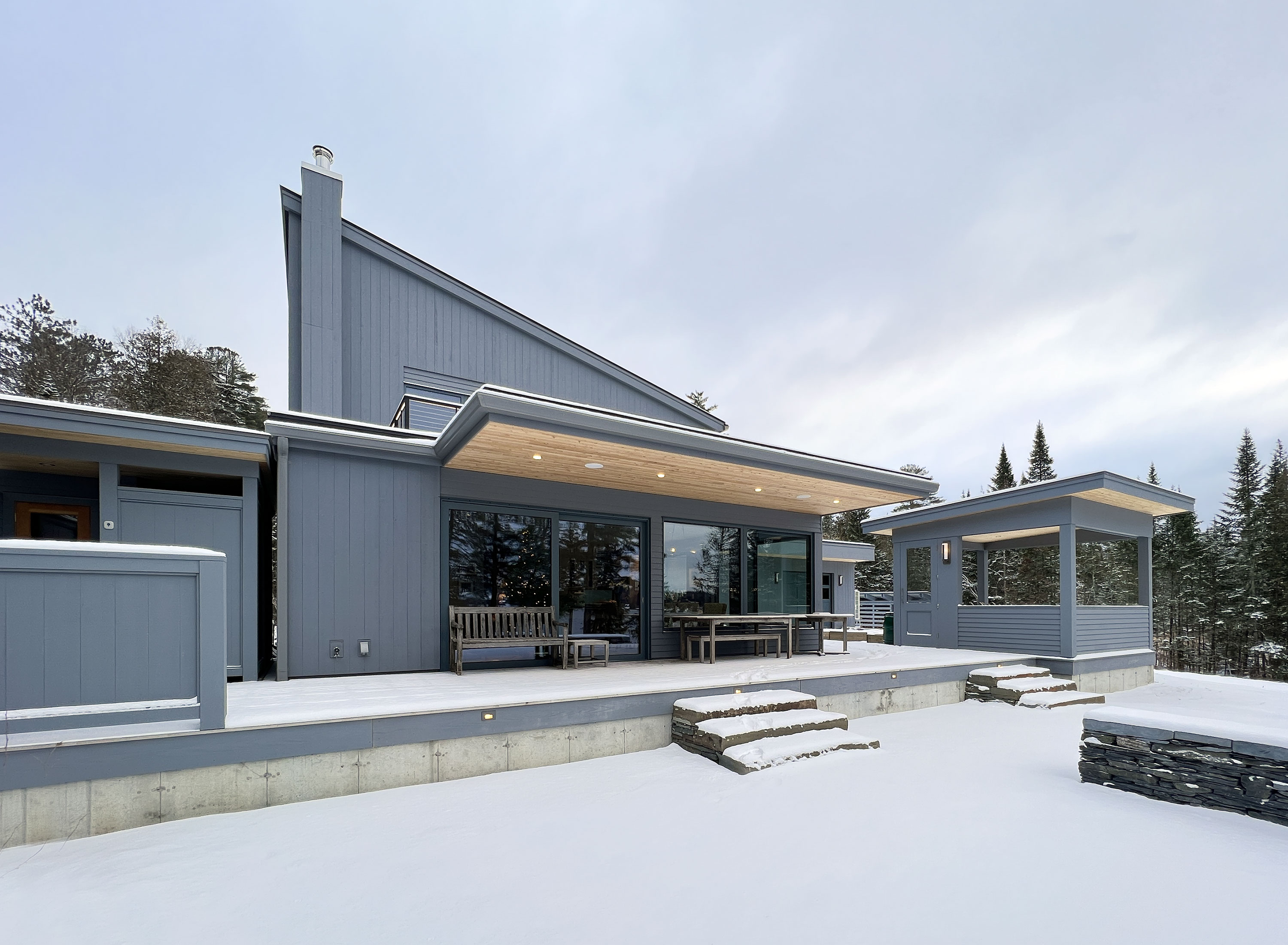 Steel Residence — Rear terrace and glazed living wing