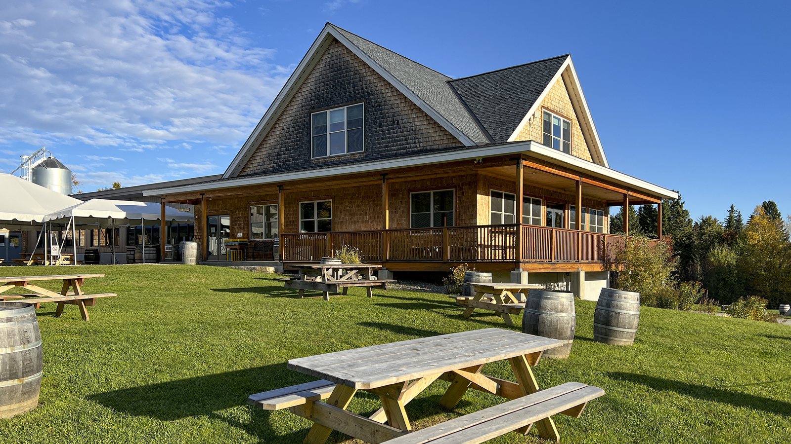 Hill Farmstead Brewery — Lawn, picnic terraces, and event siting