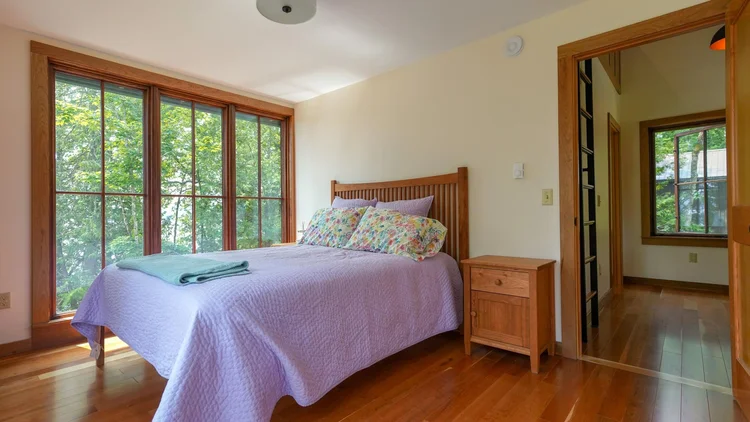 Gunther Accessory Dwelling — Second bedroom and hall